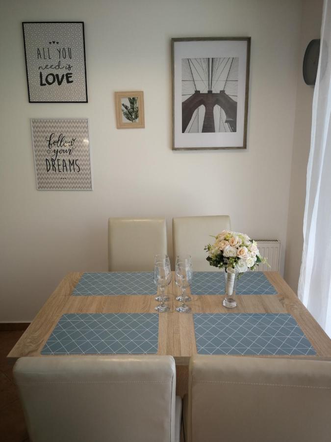 Voeroesmarty Apartman Miskolc - Belvaros - Downtown エクステリア 写真
